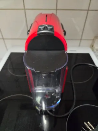 Cafetera Nespresso Krups XN 100 Roja