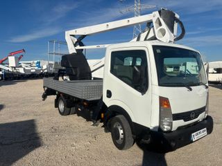 NISSAN  NT400 2013 CESTA ARTICULADA OILSTEEL 18MT