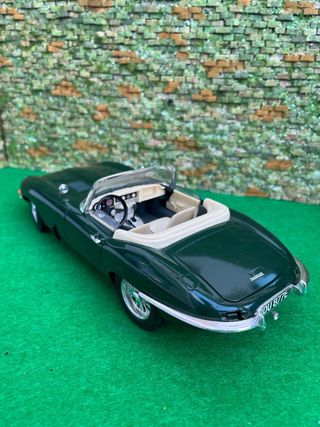Jaguar E-Type – 1961 - Bburago 1:18