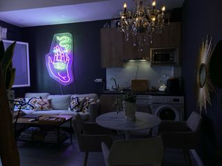 Cartel Neón Decorativo Mano Ojo