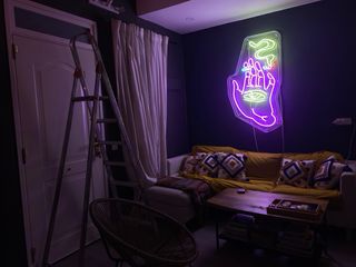 Cartel Neón Decorativo Mano Ojo