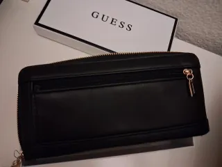 Bolso monedero Guess negro