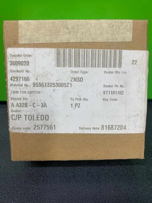 MOLDURA DEL BOTON DEL ELEVALUNAS PORSCHE CAYENNE