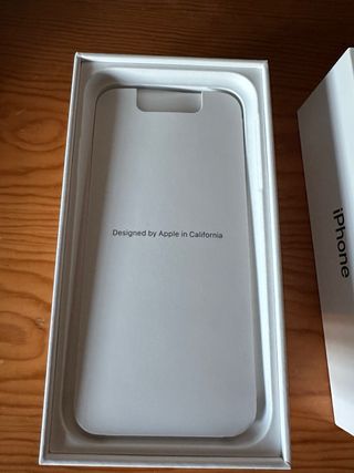 Caja iPhone 11 Negra