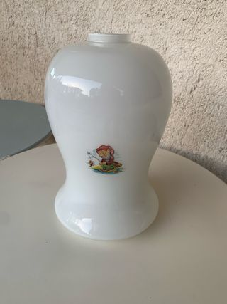 Tulipa de cristal con dibujos infantiles