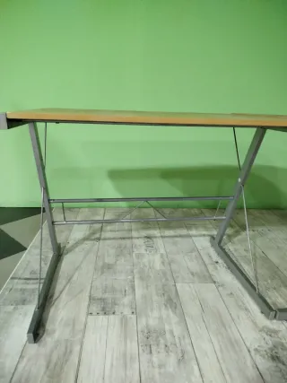 Mesa de oficina esquinera