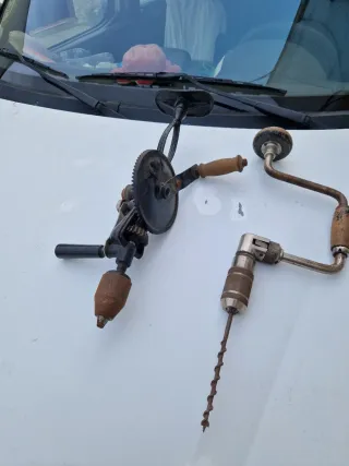 Taladros manuales antiguos