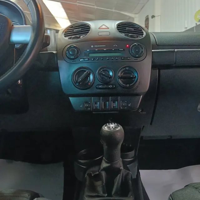 Volkswagen Beetle 1.9 TDI 105Cv.Con sólo 139500 km