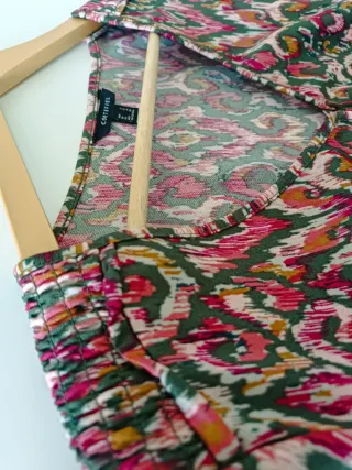 Vestido estampado verde y rosa