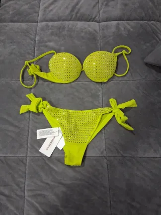 Bikini Calzedonia verde con pedrería