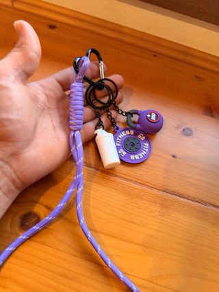 Nuovo Set Portachiavi Manubri Disco Shaker Viola