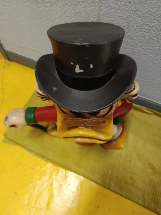 FIGURA TIO GILITO EN RESINA