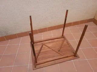 Tavolo pieghevole da campeggio in legno antico