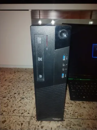 ORDENADOR MESA LENOVO Core i5PRO 8GB RAM 500Dd