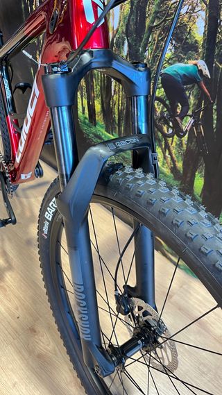 COLUER POISON 2026 - Bicicleta Montaña