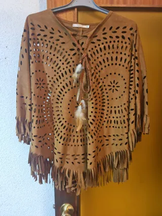 Chaleco antelina marrón flecos sin estrenar