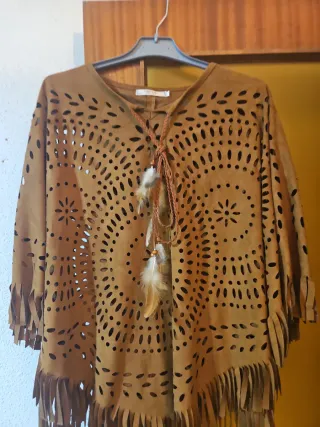 Chaleco antelina marrón flecos sin estrenar