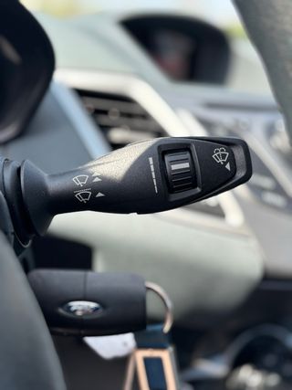 FORD FIESTA Trend 2010 93.000km Etiqueta C