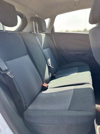 FORD FIESTA Trend 2010 93.000km Etiqueta C