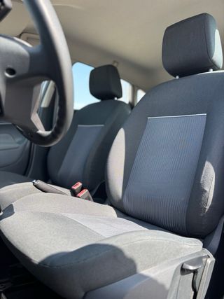 FORD FIESTA Trend 2010 93.000km Etiqueta C