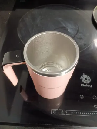 Taza magnética auto-agitadora