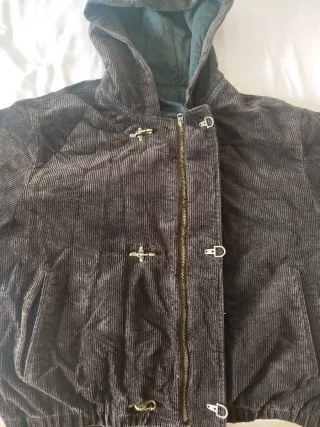 Chaqueta de pana Zara con capucha