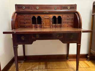 Escritorio Bureau de Cilindro Estilo Luis XVIe