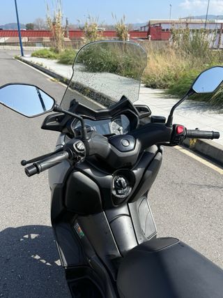 Yamaha XMAX 300 Scooter Maxi