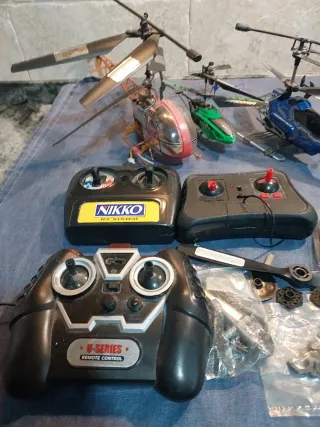 Helicópteros y emisoras RC para piezas