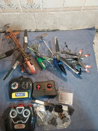 Helicópteros y emisoras RC para piezas