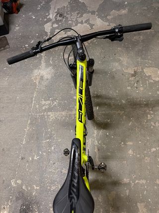 Bicicleta Scott Scale Montagna