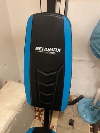 Máquina multiusos para entrenamiento