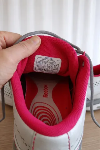 Zapatillas Reebok Mujer Grises y Rojas