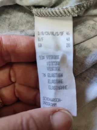 Camiseta de mujer con estampado abstracto