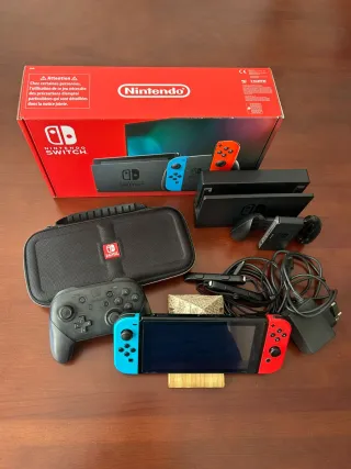 Nintendo Switch + Pro- Controller + Funda