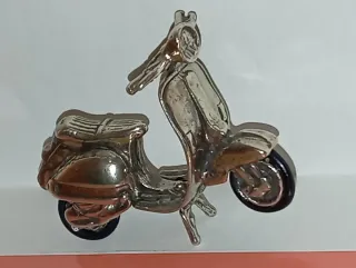 Vespa microfusione miniatura Argento 800