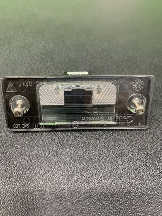 LUZ DE MATRICULA PORSCHE CAYENNE