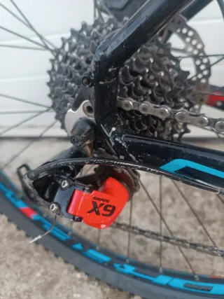 Bicicleta da montagna Mondraker Finalist 29