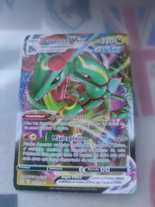 Carta Pokémon Rayquaza VMAX 320 HP