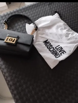 Borsa Love Moschino nera con dustbag