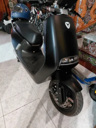 YADEA G5S Scooter Eléctrica Negra
