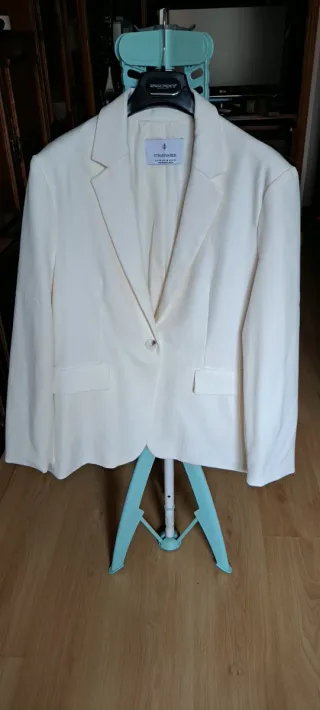 Chaqueta Stradivarius espiga blanca