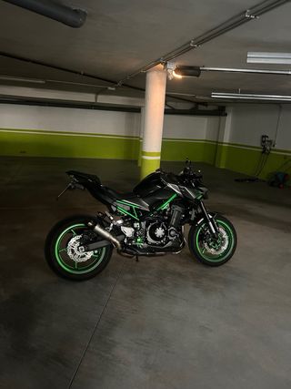 Kawasaki Z900 a2