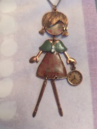 Colgante muñeca con reloj