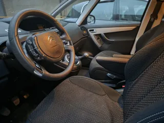 Citroen Grand C4 Picasso 2012