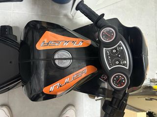 Moto Eléctrica Infantil Negra y Naranja