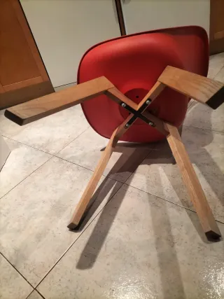 Silla Nórdica Roja y Verde