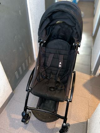 Passeggino Yoyo Babyzen Nero + Sacco