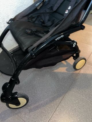 Passeggino Yoyo Babyzen Nero + Sacco