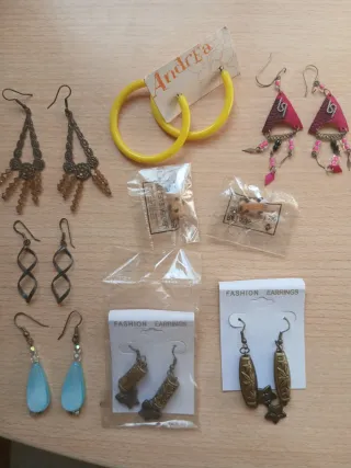 Lote de pendientes variados